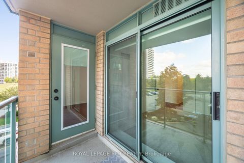 Photo 15 at 301 - 11 Oneida Crescent, Langstaff, Richmond Hill