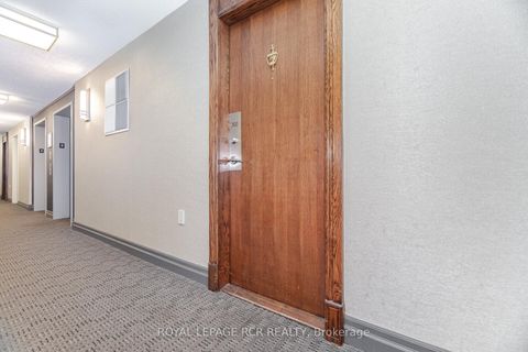 Photo 16 at 301 - 11 Oneida Crescent, Langstaff, Richmond Hill