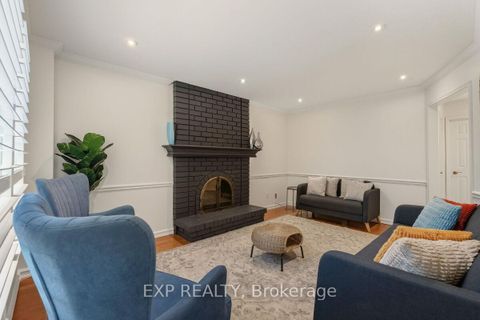 Photo 5 at 105 Warner Drive, BR Bronte, Oakville