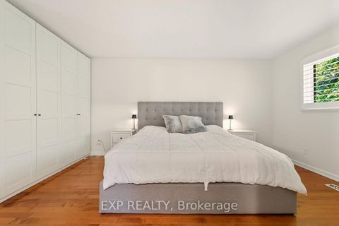 Photo 15 at 105 Warner Drive, BR Bronte, Oakville