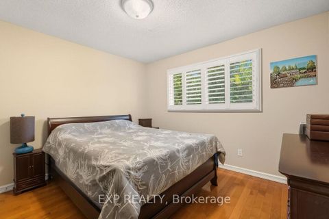 Photo 20 at 105 Warner Drive, BR Bronte, Oakville