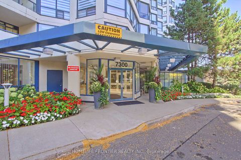 Photo 1 at 411 - 7300 Yonge Street, Yorkhill, Vaughan