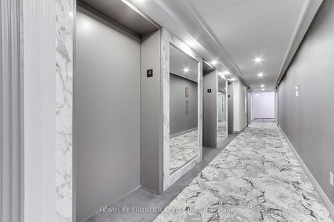 Photo 4 at 411 - 7300 Yonge Street, Yorkhill, Vaughan