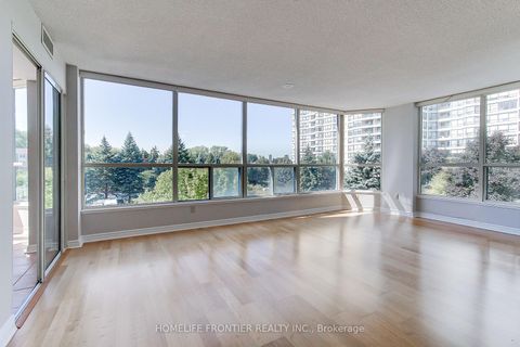 Photo 12 at 411 - 7300 Yonge Street, Yorkhill, Vaughan