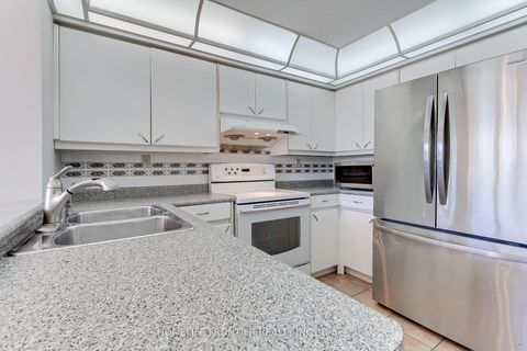 Photo 17 at 411 - 7300 Yonge Street, Yorkhill, Vaughan