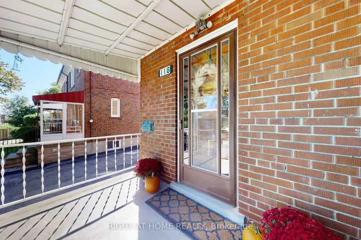 Photo 1 at 118 Treeview Drive, Alderwood, Toronto