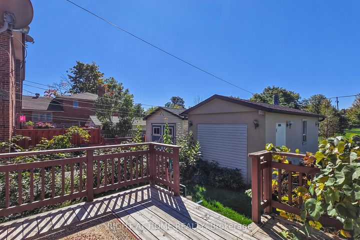 Photo 23 at 118 Treeview Drive, Alderwood, Toronto