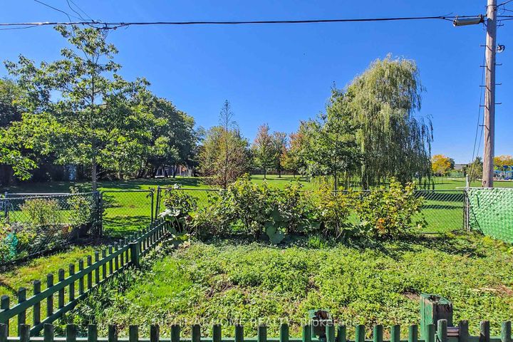 Photo 27 at 118 Treeview Drive, Alderwood, Toronto
