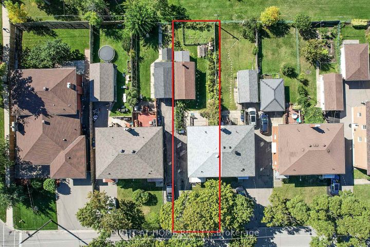 Photo 29 at 118 Treeview Drive, Alderwood, Toronto