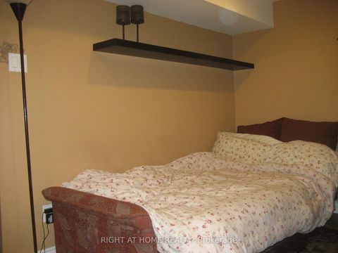 Photo 21 at 118 Treeview Drive, Alderwood, Toronto