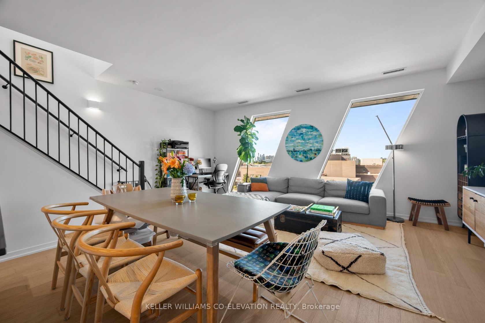 PH7 - 138 St Helens Avenue, Dufferin Grove, Toronto by Loree Meneguzzi Real Estate PH7 - 138 St Helens Avenue, Dufferin Grove, Toronto