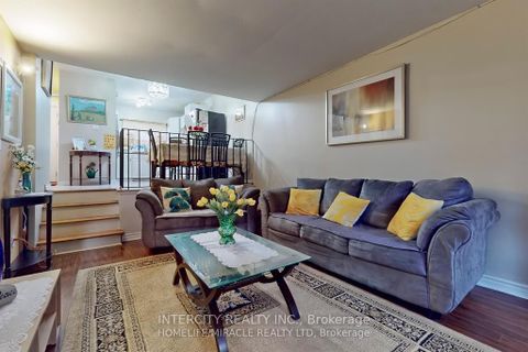 Photo 5 at 7 - 61 Driftwood Avenue, Jane Heights, Toronto