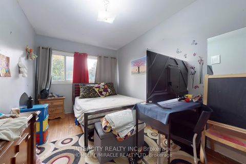 Photo 20 at 7 - 61 Driftwood Avenue, Jane Heights, Toronto