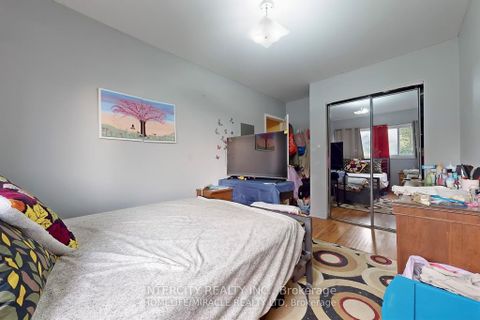 Photo 22 at 7 - 61 Driftwood Avenue, Jane Heights, Toronto