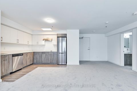 Photo 3 at 402 - 45 Connaught Avenue, Coxwell, Toronto