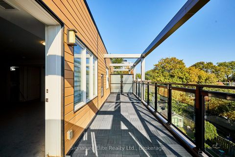 Photo 7 at 402 - 45 Connaught Avenue, Coxwell, Toronto