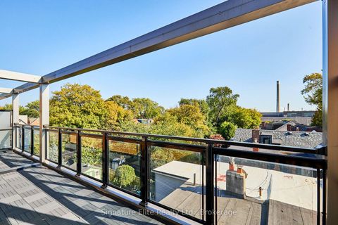 Photo 8 at 402 - 45 Connaught Avenue, Coxwell, Toronto