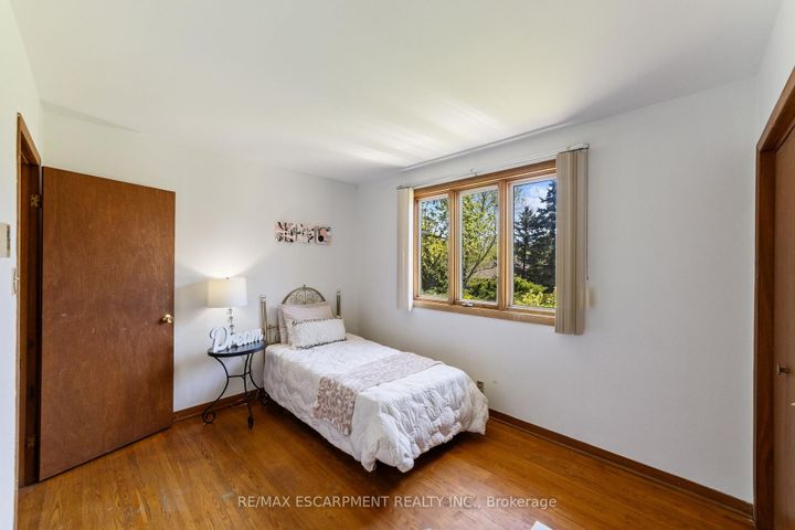 Photo 21 at 1411 Beaufort Drive, Tyandaga, Burlington