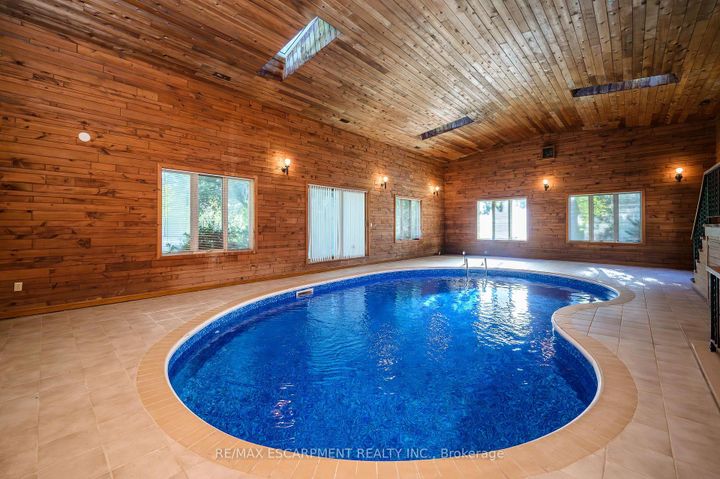 Photo 32 at 1411 Beaufort Drive, Tyandaga, Burlington