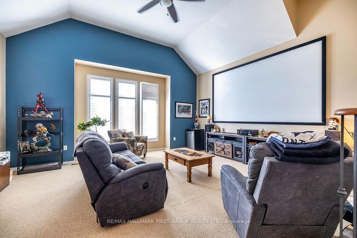 Photo 3 at 1620 Badgley Drive, Taunton, Oshawa