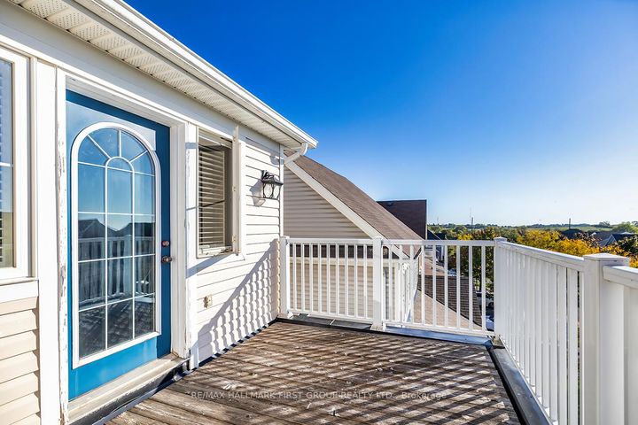 Photo 11 at 1620 Badgley Drive, Taunton, Oshawa