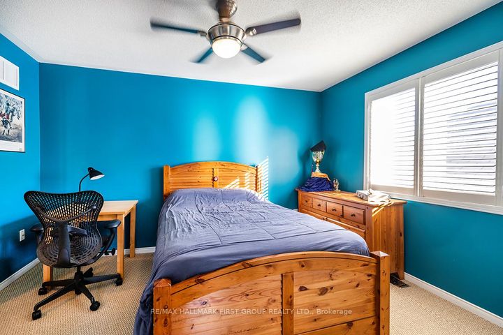 Photo 14 at 1620 Badgley Drive, Taunton, Oshawa
