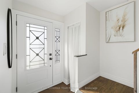 Photo 4 at 22 Athenia Court, West Hill, Toronto Photo 4 at 22 Athenia Court, West Hill, Toronto