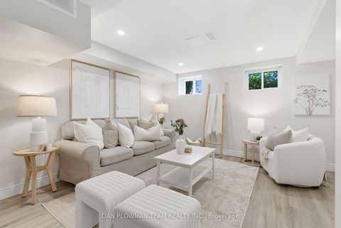 Photo 32 at 22 Athenia Court, West Hill, Toronto Photo 32 at 22 Athenia Court, West Hill, Toronto