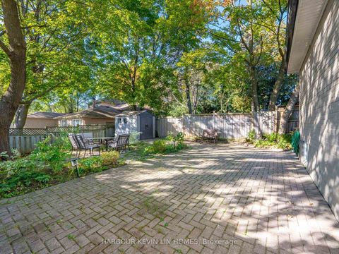 Photo 42 at 30 Foreht Crescent, Aurora Heights, Aurora