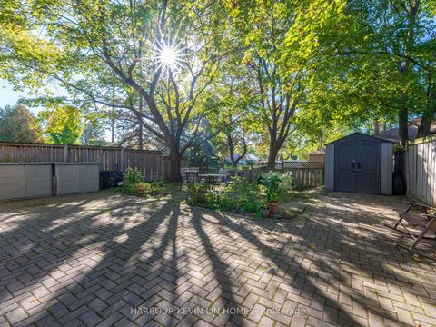Photo 43 at 30 Foreht Crescent, Aurora Heights, Aurora