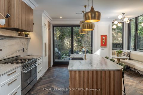 Photo 11 at 40 Bernard Avenue, Annex, Toronto