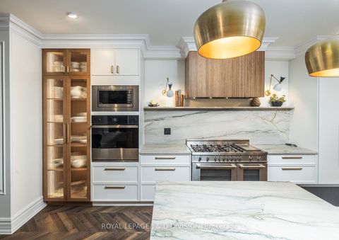 Photo 15 at 40 Bernard Avenue, Annex, Toronto