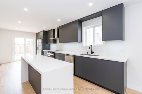 Photo 5 at 233 Wessenger Drive, Holly, Barrie