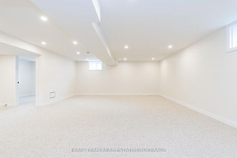 Photo 30 at 233 Wessenger Drive, Holly, Barrie