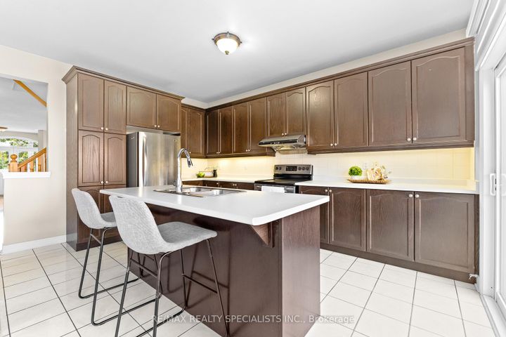 Photo 12 at 428 Father Tobin Road, Wellington, Brampton