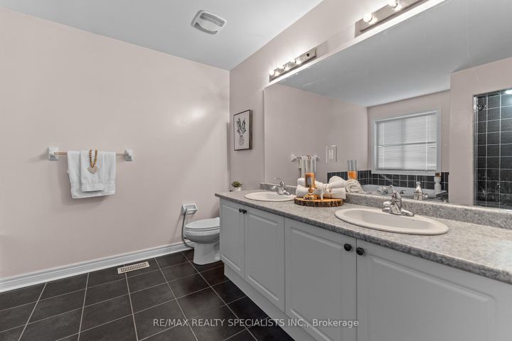 Photo 28 at 428 Father Tobin Road, Wellington, Brampton