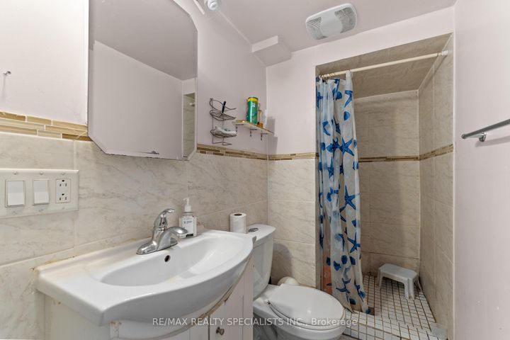 Photo 44 at 428 Father Tobin Road, Wellington, Brampton