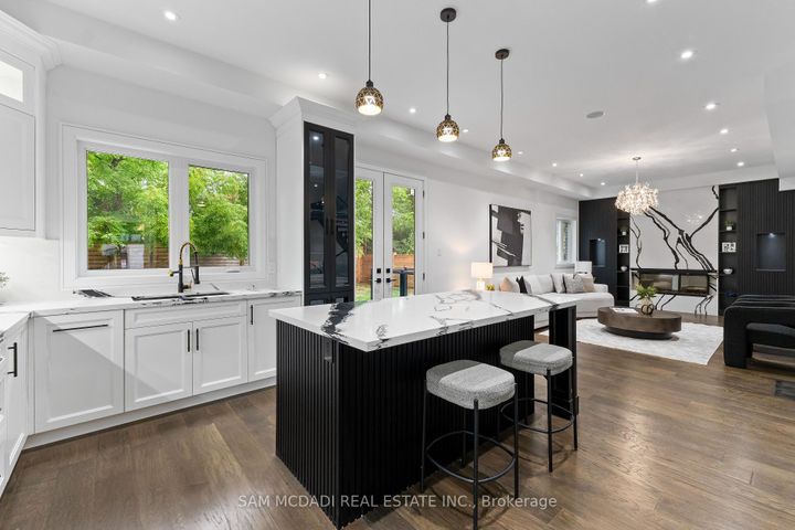 Photo 9 at 193 Mateo Place, Cooksville, Mississauga
