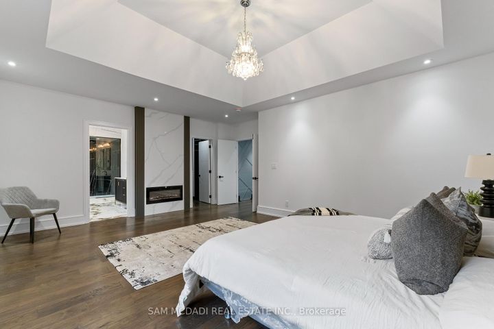 Photo 20 at 193 Mateo Place, Cooksville, Mississauga