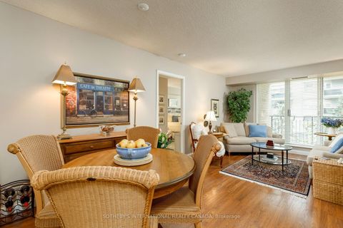 Photo 8 at 301 - 188 Redpath Avenue, Mount Pleasant West, Toronto