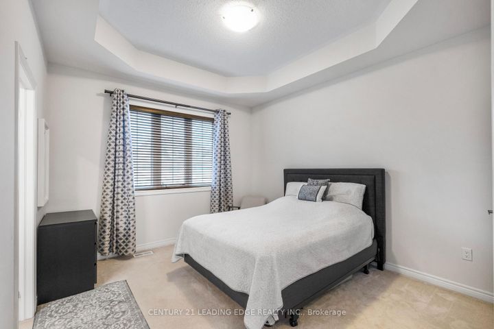 Photo 18 at 164 Moody Drive, Kleinburg, Vaughan