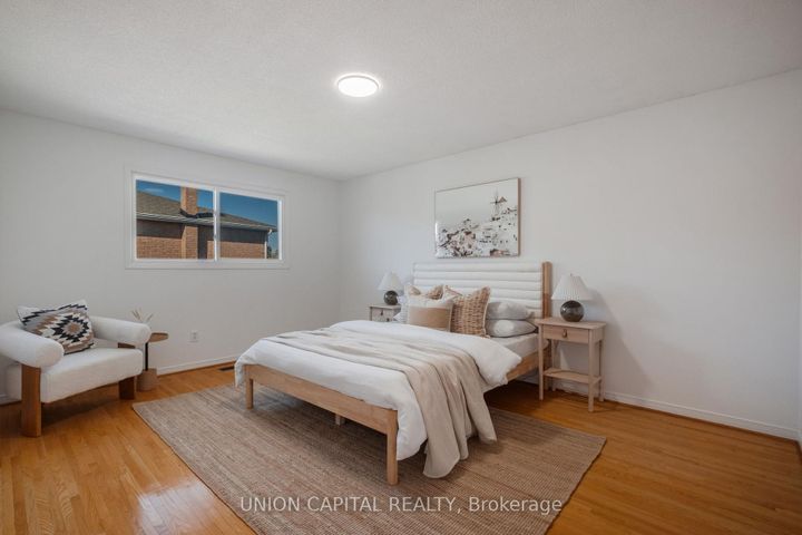 Photo 23 at 58 Horizon Court, Doncrest, Richmond Hill