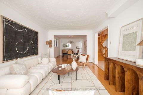 Photo 5 at 58 Horizon Court, Doncrest, Richmond Hill Photo 5 at 58 Horizon Court, Doncrest, Richmond Hill