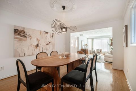 Photo 8 at 58 Horizon Court, Doncrest, Richmond Hill