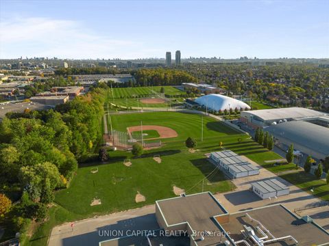 Photo 36 at 58 Horizon Court, Doncrest, Richmond Hill Photo 36 at 58 Horizon Court, Doncrest, Richmond Hill