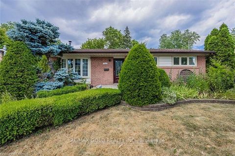Photo 3 at 545 SANDBROOK Road, WO West, Oakville