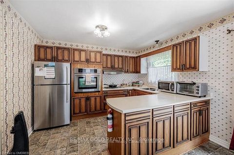 Photo 12 at 545 SANDBROOK Road, WO West, Oakville