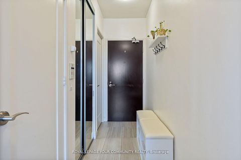 Photo 3 at 611 - 825 Church Street, Moore Park, Toronto
