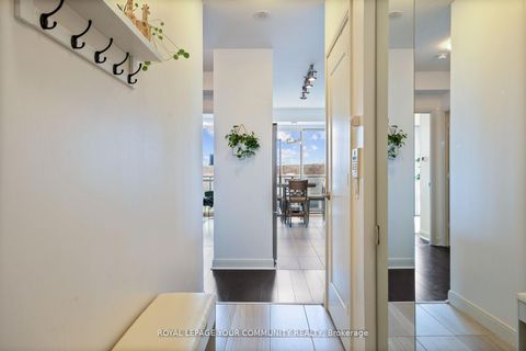 Photo 4 at 611 - 825 Church Street, Moore Park, Toronto