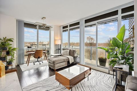 Photo 6 at 611 - 825 Church Street, Moore Park, Toronto